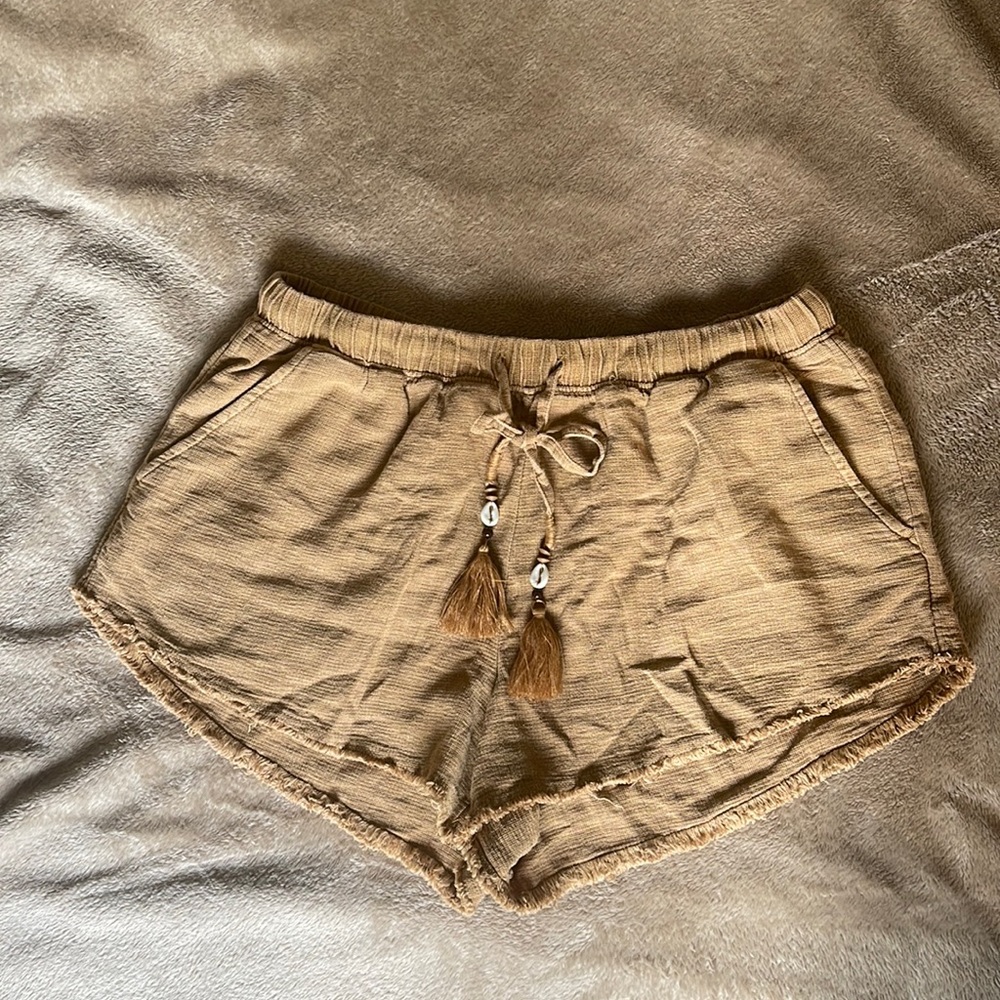 Brown Aerie shorts with an elastic waistband